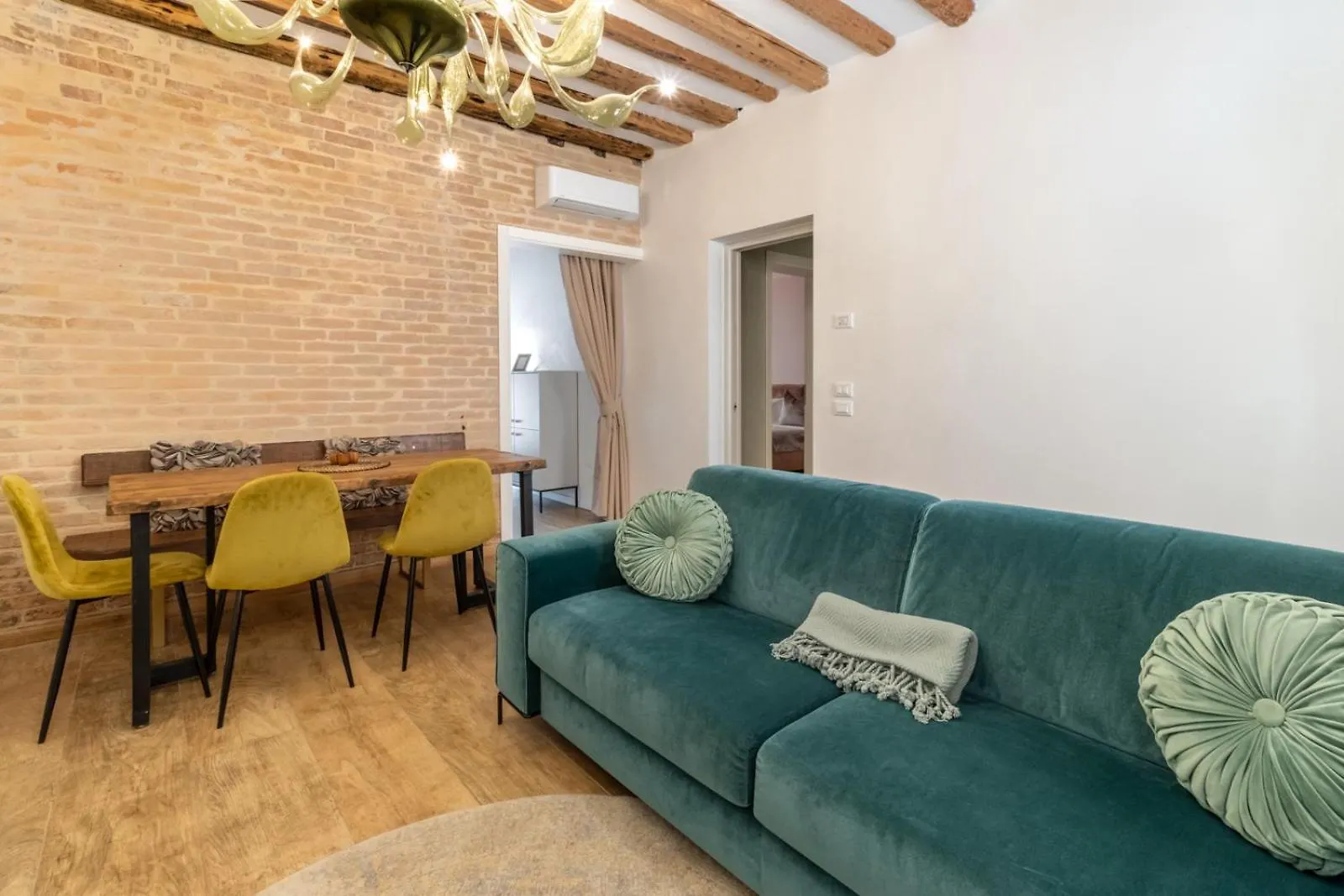 Murano Place - Mistro - 2 Bedrooms